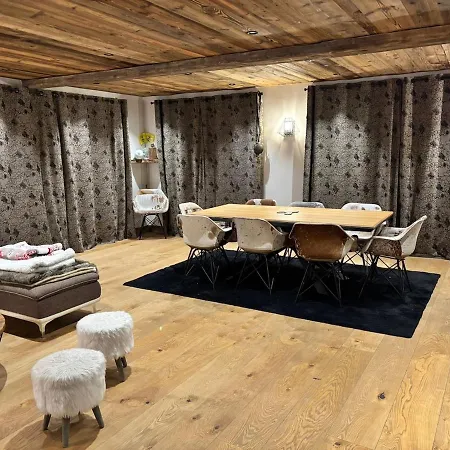 Meribel Village Luxury Apartment Les Allues